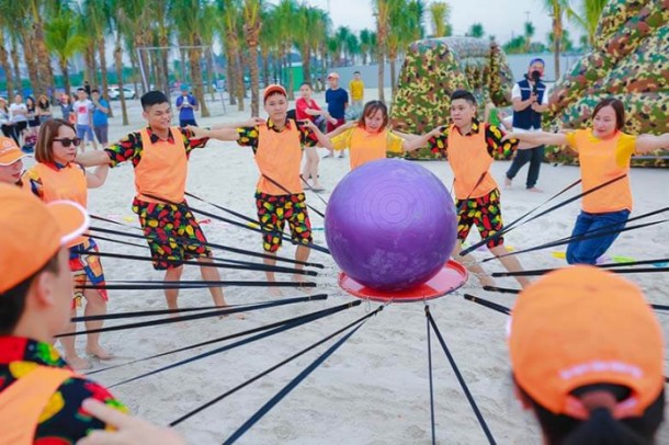 Teambuilding là gì? Lợi ích, các loại hình &amp; địa điểm teambuilding lý tưởng
